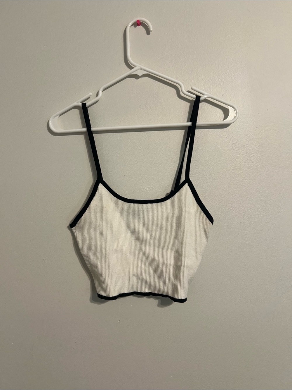 Forever 21 Women's Sleeveless New Vintage Black & White Tank Top Y2K Size L